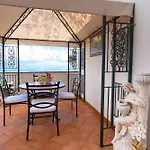 Casa Astrea Terrace Over The Blue, Relax E Parking
