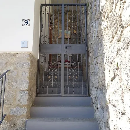 Casa Astrea Terrace Over The Blue, Relax E Parking Dom wakacyjny *