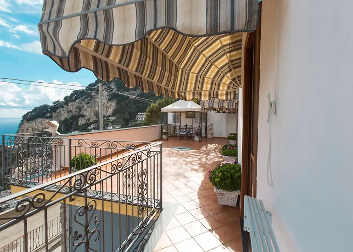 בית נופש Casa Astrea Terrace Over The Blue, Relax E Parking *